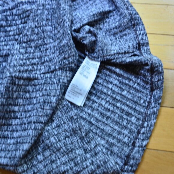 Abercrombie & Fitch Ribbed Short Sleeve Knit Dress Dark Gray & White Size M - Picture 7 of 9